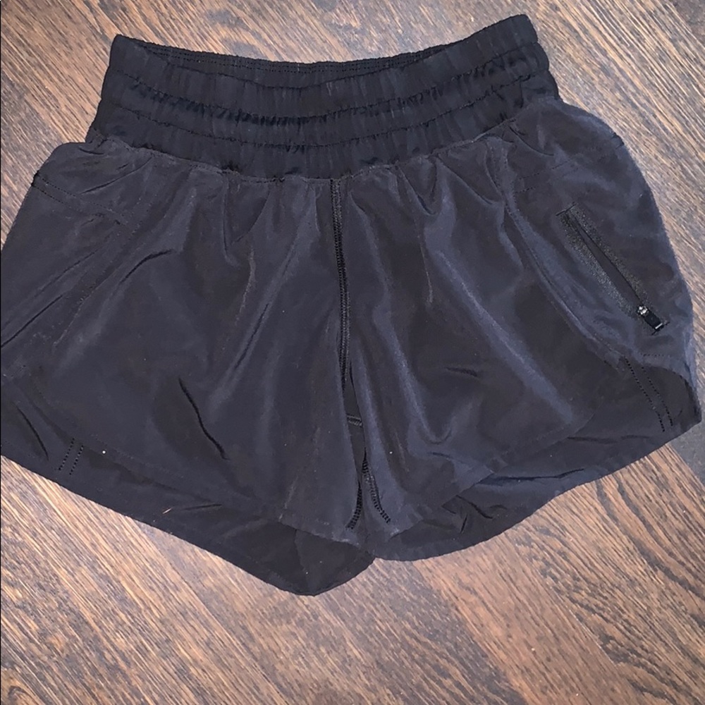 Lululemon shorts sz 4